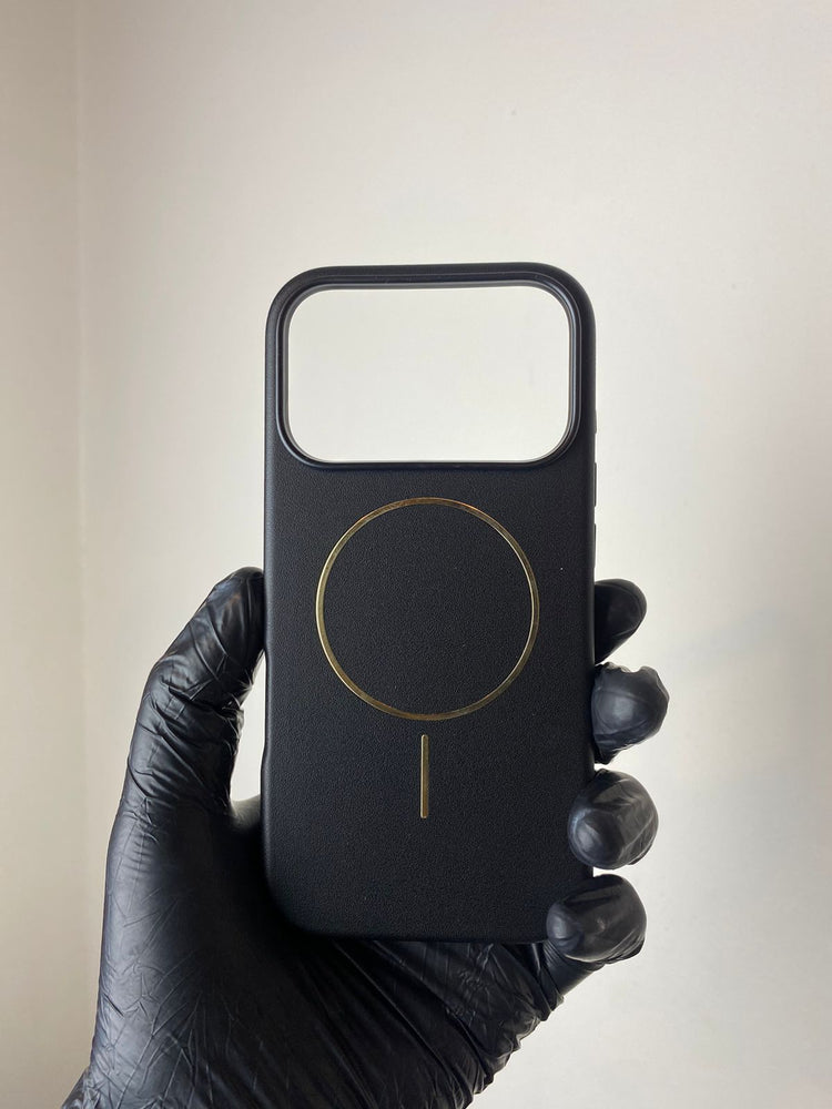 17 pro leather case