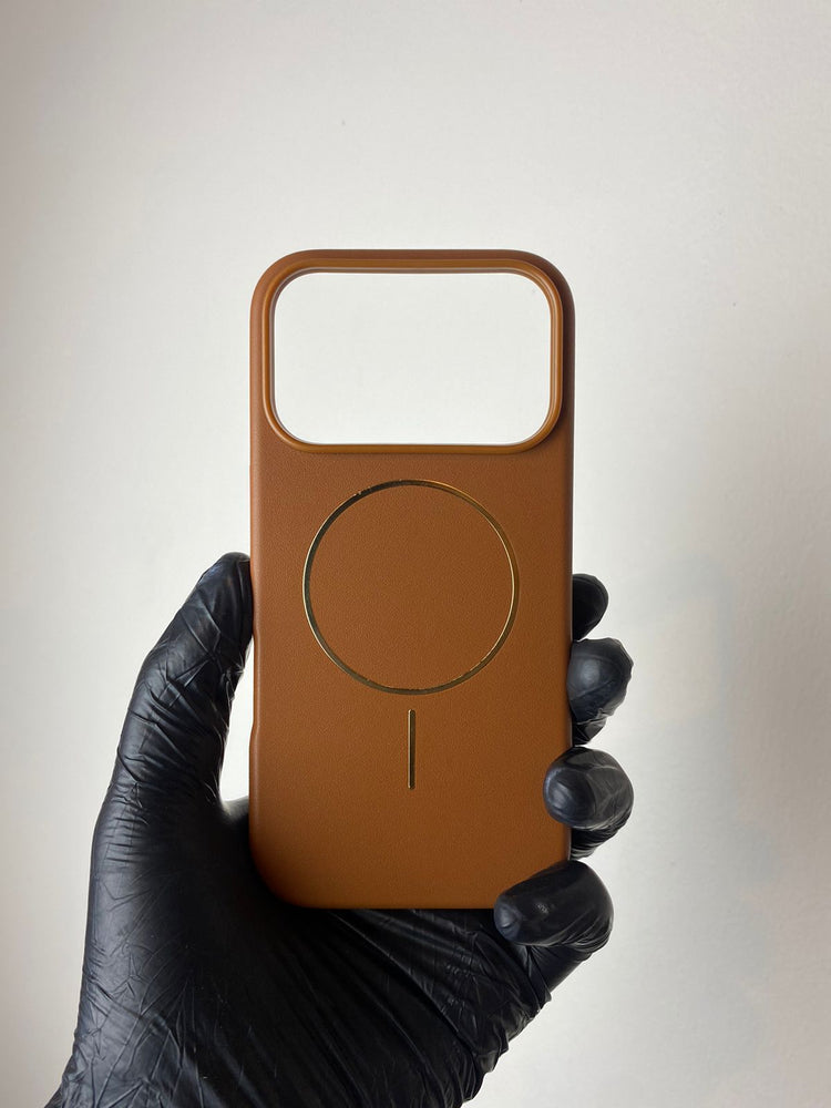 17 pro leather case